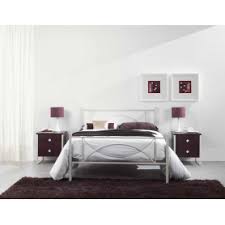 Tudo o que precisa para um relaxamento máximo. Cama De Ferro