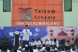 Check spelling or type a new query. Smk Telkom Malang The Real Informatics School