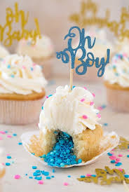 Baby Shower Cupcakes With Free Printable Cupcake Pinwheels In 2020 Gender Reveal Cupcakes Cupcake Recipes Dessert Recipes Easy