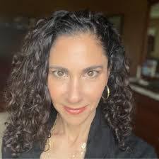 Nicole Orr's Instagram, Twitter & Facebook