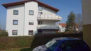 Wer lieber stöbern möchte, entdeckt auf dieser seite viel wissenswertes rund um die region und nützliche links zum thema wohnen und freizeit in hattingen. 4 Zimmer Wohnung Zu Vermieten Stauffenbergstr 16 72379 Hechingen Zollernalbkreis Mapio Net