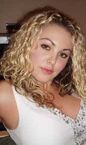 Melisa Mason's Instagram, Twitter & Facebook