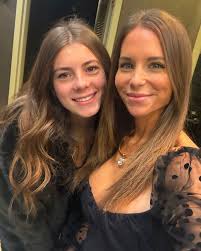 Getting those holiday memories one bucket list item at a time. #santa #10am  #stlgram #grantsfarm #holidaychecklist #denver #trumpet @haley.silverberg