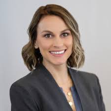 Deana Anderson's Instagram, Twitter & Facebook