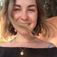 Harriet Cooney's Instagram, Twitter & Facebook