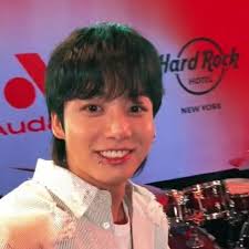 TWICE Projects that are close to reaching 100M streams! #NAYEON Love  Countdown