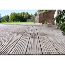 Spare mit den aktuellen terassendielen angeboten und aktionen von bei obi filialen in deiner umgebung.beim händler obi gibt es aktuell 95 gültige angebote für die kategorie terassendielen. Terrassendielen Kiefer Grau 2 8 Cm X 14 5 Cm X 250 Cm Kaufen Bei Obi