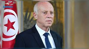 اتهمت حركة النهضة التونسية، الرئيس قيس سعيد بالعودة إلى خرق الدستور واعتبار وثيقةٍ ملغاةٍ مصدرا لتبرير نزوعه إلى ما وصفته بـالحكم. Ù‚ÙŠØ³ Ø³Ø¹ÙŠ Ø¯ ÙŠÙˆØ¬ Ù‡ Ø±Ø³Ø§Ù„Ø© Ø§Ù„Ù‰ Ø±Ø§Ø´Ø¯ Ø§Ù„ØºÙ†ÙˆØ´ÙŠ