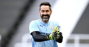 Man city ready to blow man utd out of the water to seal harry kane tottenham transfer daily and sunday express21:10. Watch Scott Carson Receives Guard Of Honour On His Man City Debut Planet Football