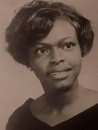 Hello Simpson friends. It saddens me to share the news of Cindy Moua. Cindy  was a student at Simpson from 2016-2017. I wanted to share this post