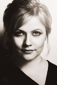 Anni Elonen Promoshoot