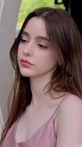 Sandra Samayoa's Instagram, Twitter & Facebook