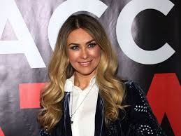 Risas, bromas, comentarios atrevidos… los actores derrocharon complicidad durante su 'en vivo', dejando a más de un seguidor con la boca abierta. Aracely Arambula Tiene Nuevo Novio
