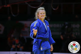 Sanne van dijke, is een nederlandse judoka Judoinside Sanne Van Dijke Judoka