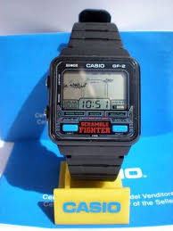Los había de muchos tipos de juegos como de naves espaciales, coches, lucha, etc, pero el más popular fue el de fútbol. 42 Ideas De Reloj Casio Game Reloj Casio Reloj Reloj Retro