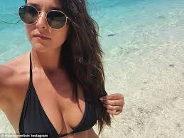 She plays april scott on the soup home and away. Rhiannon Fish