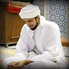 Di indonesia menyebut beliau sebagai habib munzirnya malaysia. Habib Ali Zaenal Abidin Al Hamid Jangan Tunggu Esok By Kiantiivani