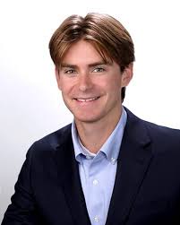 Alexander Shay's Instagram, Twitter & Facebook