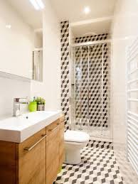 Miniature Petites Salles De Bains Lezennes Leroy Merlin Marque Petite Salle De Bain Salle De Bains Moderne Renovation Salle De Bain