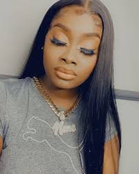 He wanna party with a Barbie 😝👑