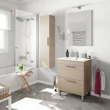 Le meuble sous vasque s'est désormais imposé comme un incontournable des agencements de salle de bain, grâce à l'incroyable variété des gammes dans. Salle De Bain