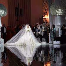 Sheikha Sarah Khaled Abdullah Al Sabah And Sheikh Mubarak Fawaz Al Sabah S Wedding Wedding Dress Sketches Wedding Dresses Hippie Celebrity Wedding Dresses