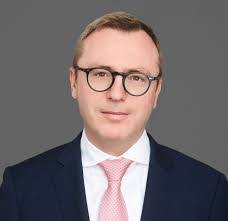 Alfred Cuellar's Instagram, Twitter & Facebook