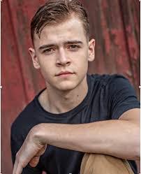 Christine Bartz's Instagram, Twitter & Facebook