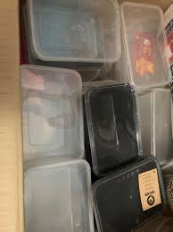 Ecobrick sendiri adalah botol plastik bekas yang penuh berisi segala jenis plastik bekas, bersih dan kering, mencapai kepadatan tertentu berfungsi sebagai balok bangunan yang dapat digunakan. Plastic Container Bekas Makanan Plastik Kitchen Appliances On Carousell