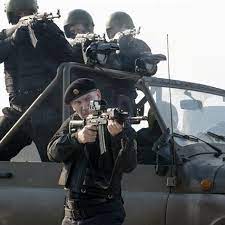 Declassifying 'hunter killer' (2019) see more ». Hunter Killer OperaÅ£iunea Hunter Killer 2018 Film Cinemagia Ro