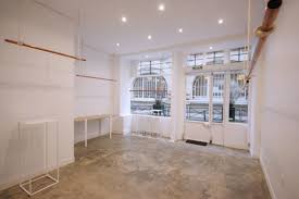 Entdecke rezepte, einrichtungsideen, stilinterpretationen und andere ideen zum ausprobieren. Showroom 37m2 Ref 315 Go Showrooms
