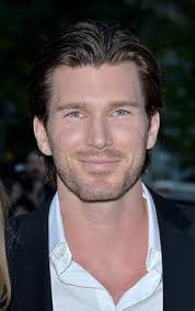 Dolores Drake's Instagram, Twitter & Facebook