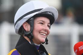 Rose Hammond's Instagram, Twitter & Facebook