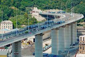 Si tratta di un filmato che unisce le riprese delle telecamere di sorveglianza dell'ansaldo e della ditta piccardo © ansa. Il Nuovo Ponte Si Chiamera Genova San Giorgio Inaugurazione Il 3 Agosto