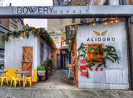 A Borough By Borough Guide To Nyc S Food Hall Frenzy 6sqft Food Hall Outdoor Restaurant Patio Street Food Design