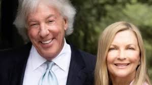 Top 10 in 2022: Honors, Philanthropy Prompt College's Stories