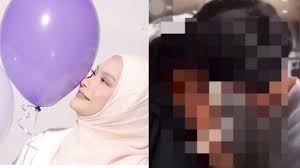 Menjadi seorang publik figur tentu tak lepas dar. Heboh Video Sepasang Remaja Ciuman Di Tempat Umum Artis Ini Jujur Akui Itu Anak Gadisnya Halaman 2 Serambi Indonesia