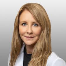 Amber Stoll's Instagram, Twitter & Facebook