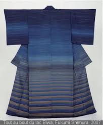 Les Kimonos De Fukumi Shimura A La Maison De La Culture Du Japon Habillement Japonais Mode Kimono Et Vetements Japonais