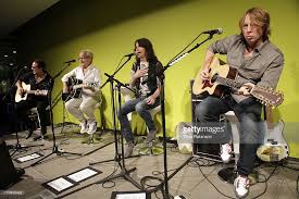 Private Foreigner Performance On The Eve Of Mick Jones Songwriters Hall Of Fame Induction Photos And Premium High Res Pictures Mick Jones Songwriting Foreigner Band