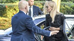 Maybe you would like to learn more about one of these? Agnieszka Wozniak Starak Na Pogrzebie Meza Piotra Wozniaka Staraka