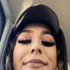 Jolene Moore (@itsmejojomoore)