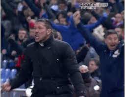 O primeiro milagre de simeone foi conquistar o título da europa league poucos meses depois de chegar. Squawka Football Diego Simeone Celebrates With The Ball Boy Which