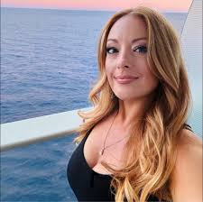 Freida McFadden's Books: Introduction to Psychological Thrillers or  Immature Writing?