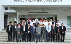 Graduan ukur bangunan di sektor swasta adalah seperti berikut: Akreditasi Program Sarjana Muda Perancangan Bandar Wilayah Utm Faculty Of Built Environment And Surveying