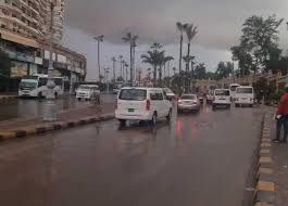 وعن درجات الحرارة المتوقعة غداً الخميس، القاهرة الكبرى العظمى 37 درجة والصغرى 23 والوجه البحرى العظمى 37 درجة والصغرى 23 ، والسواحل الشمالية الغربية العظمى 27 درجة والصغرى 22 ، والسواحل الشمالية الشرقية ووسط سيناء العظمى 30 درجة والصغرى 23. Ø´Ø¨ÙˆØ±Ø© ÙˆØ£Ù…Ø·Ø§Ø± ÙˆØ§Ø±ØªÙØ§Ø¹ Ø¯Ø±Ø¬Ø§Øª Ø§Ù„Ø­Ø±Ø§Ø±Ø© ØªØ¹Ø±Ù Ø¹Ù„Ù‰ Ø·Ù‚Ø³ Ø§Ù„Ù€3 Ø£ÙŠØ§Ù… Ø§Ù„Ù…Ù‚Ø¨Ù„Ø© Ø§Ù„Ù…ØµØ±ÙŠ Ø§Ù„ÙŠÙˆÙ…