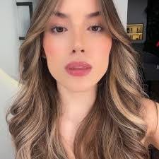 Julieta Leon's Instagram, Twitter & Facebook