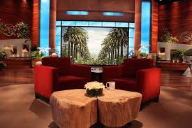 Ellentube Celebrity Interviews Original Series Giveaways And More Modern Living Room Set Living Room Designs Tv Decor