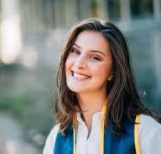 Ella Griffith's Instagram, Twitter & Facebook