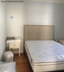 The standard size of a queen mattress is 1,530 x 2,040 mm. Do S Don Ts When Moving A Queen Size Bed
